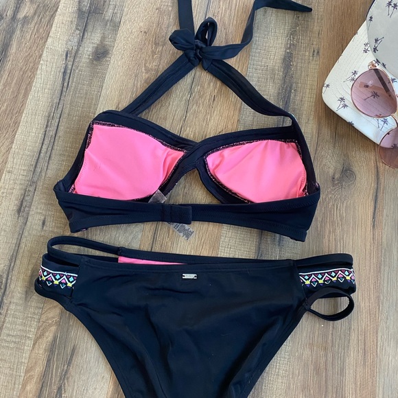 VS PINK two piece bikini - Picture 2 of 7